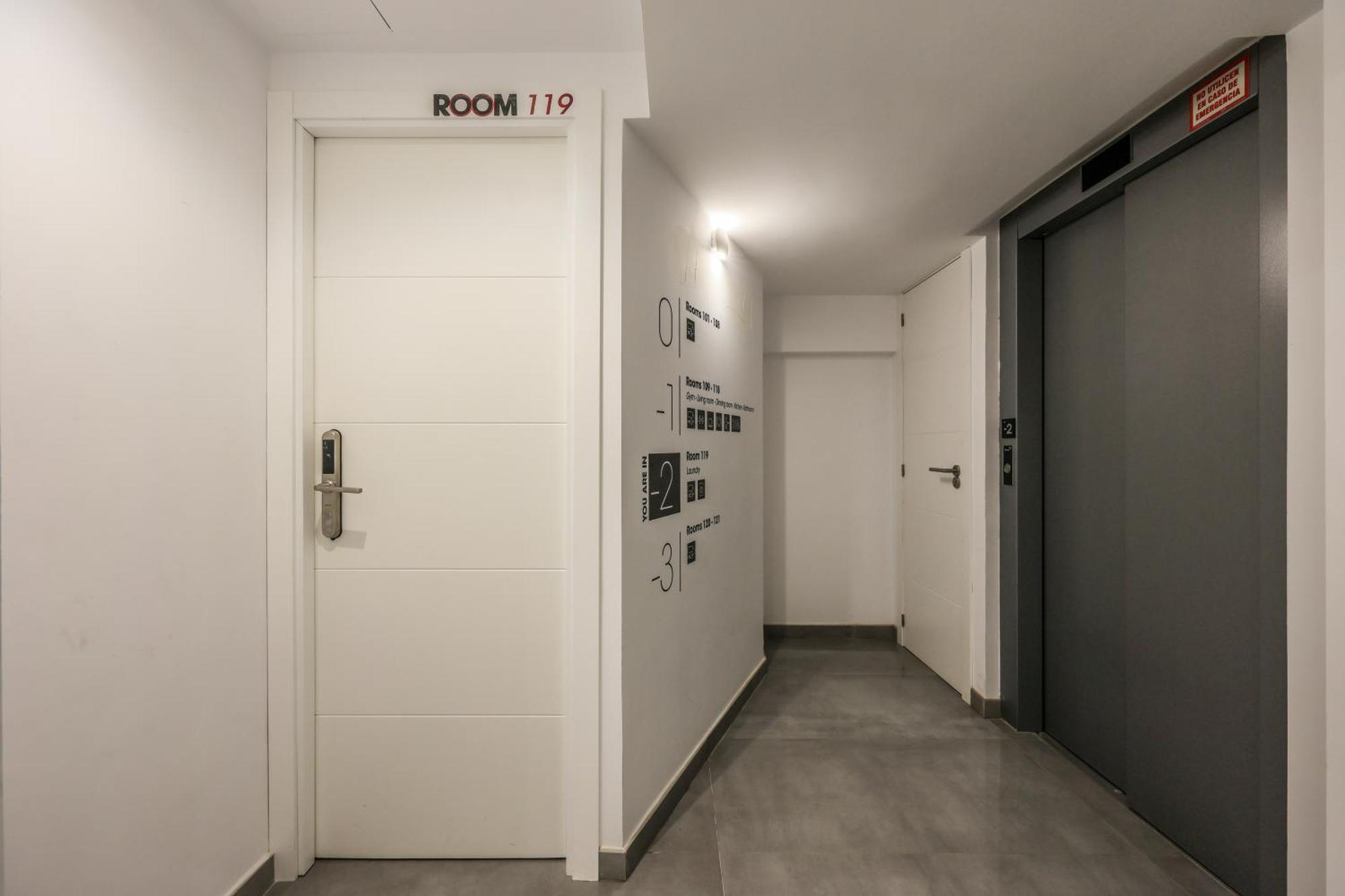 Amazinn Places Blasco De Garay 105 Madrid Exterior photo